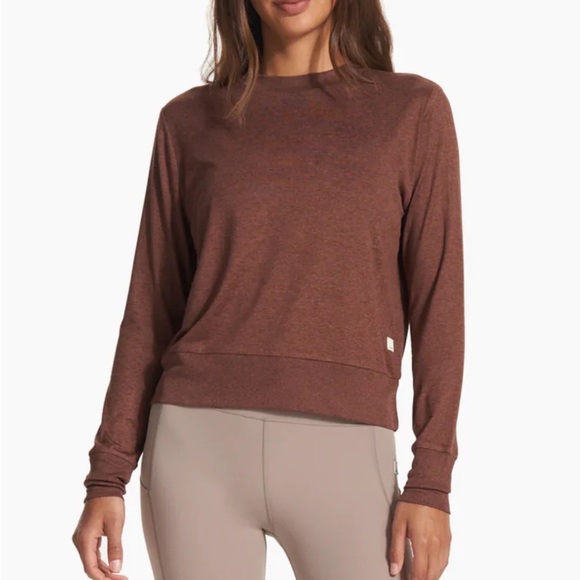 Vuori Tops - Vuori Daydream Brown Crew Neck Long Sleeve Tee in Mulberry Heather, Sz XS